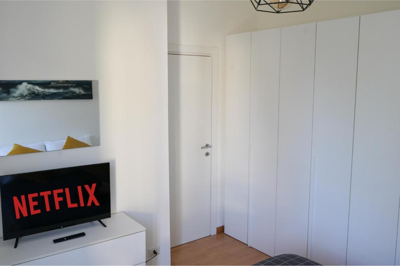 10 Min From The Airport-Wifi-Free Parking Apartamento Samarate Exterior foto