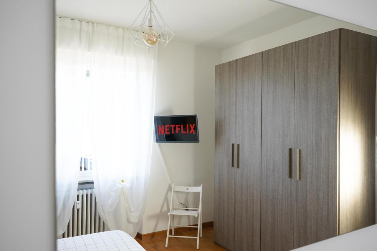 10 Min From The Airport-Wifi-Free Parking Apartamento Samarate Exterior foto