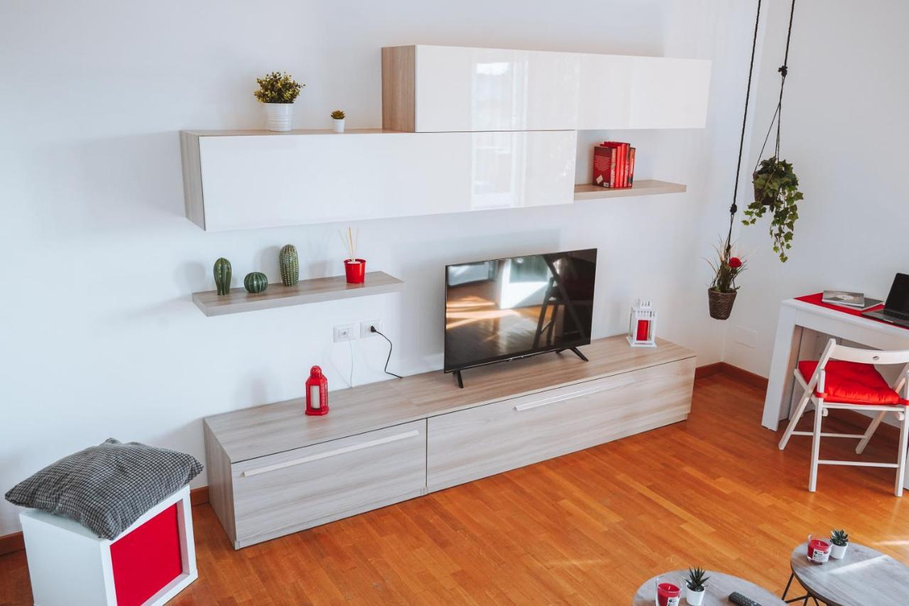10 Min From The Airport-Wifi-Free Parking Apartamento Samarate Exterior foto